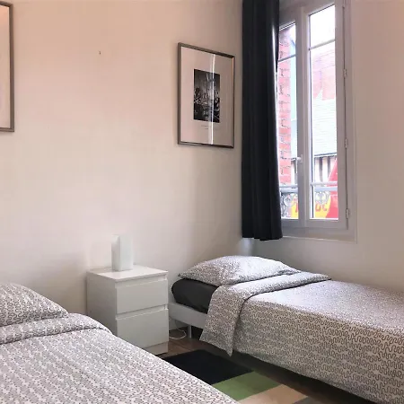 Maisons Bleues * オンフルール